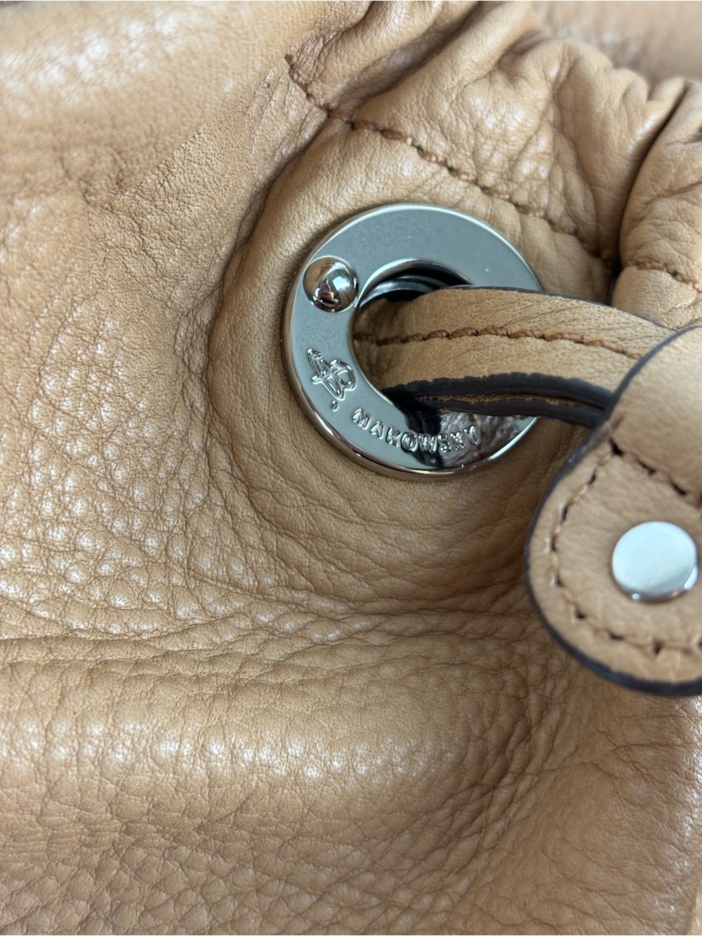 B Makowsky Leather Slouchy Hobo Shoulder Bag in Tan/Camel Shade - Picture 10 of 16